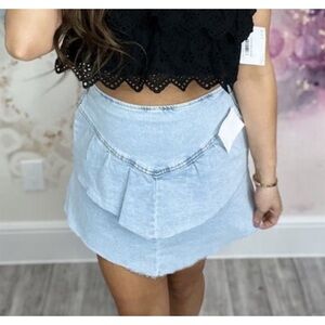 Andree by Unit tiered light denim elastic waist skirt